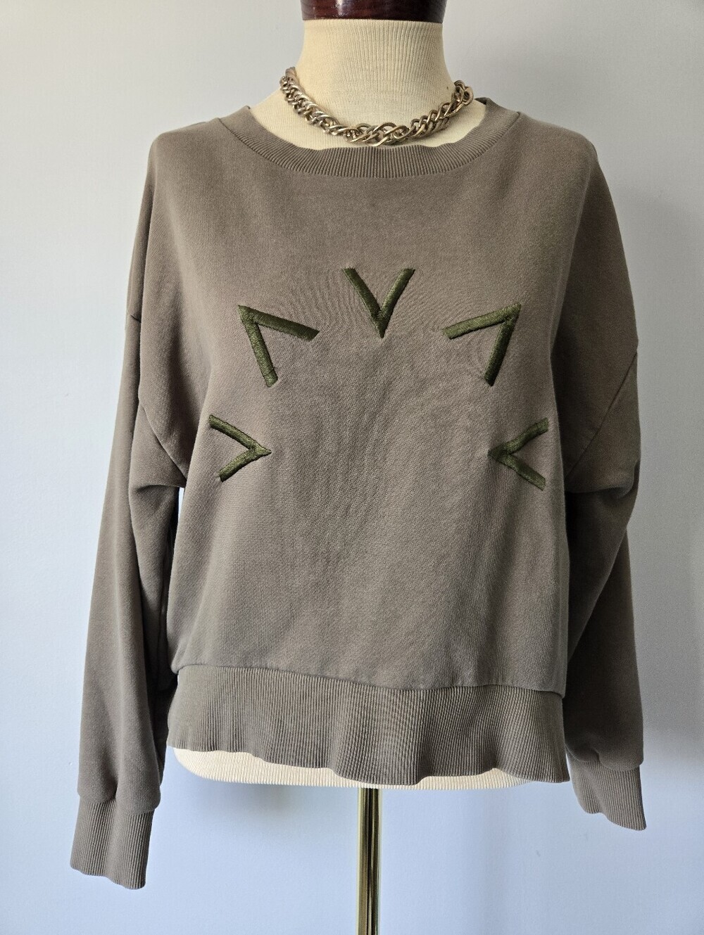 Varley  Boyfriend Olive Green Crewneck Sweater. Size Small